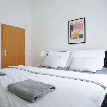 The Dante - Family And Friends Appartement Prague